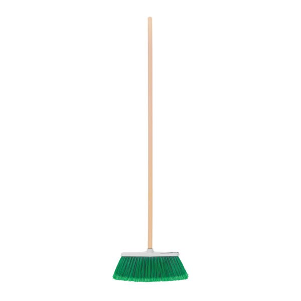 Escoba grande tipo cepillo cerdas de PVC bastón de madera 57055